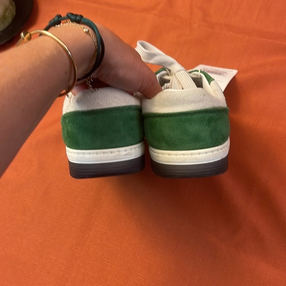 Chanel sneaker suede green - Picture 5 of 5